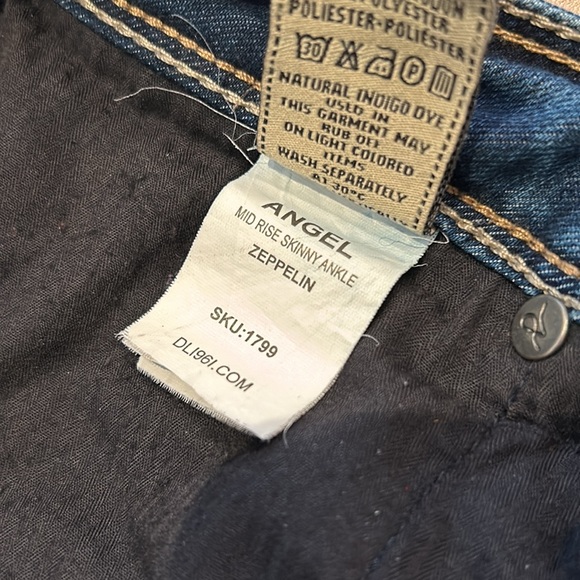 DL1961 Mid Rise Skinny Ankle - Picture 5 of 7